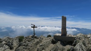 Orhy : borne frontière et "buzón" pour tampon (esp)