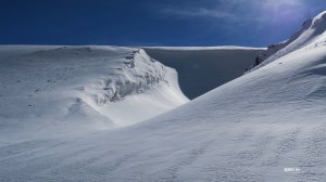 Congère sous la crête du Moustardé